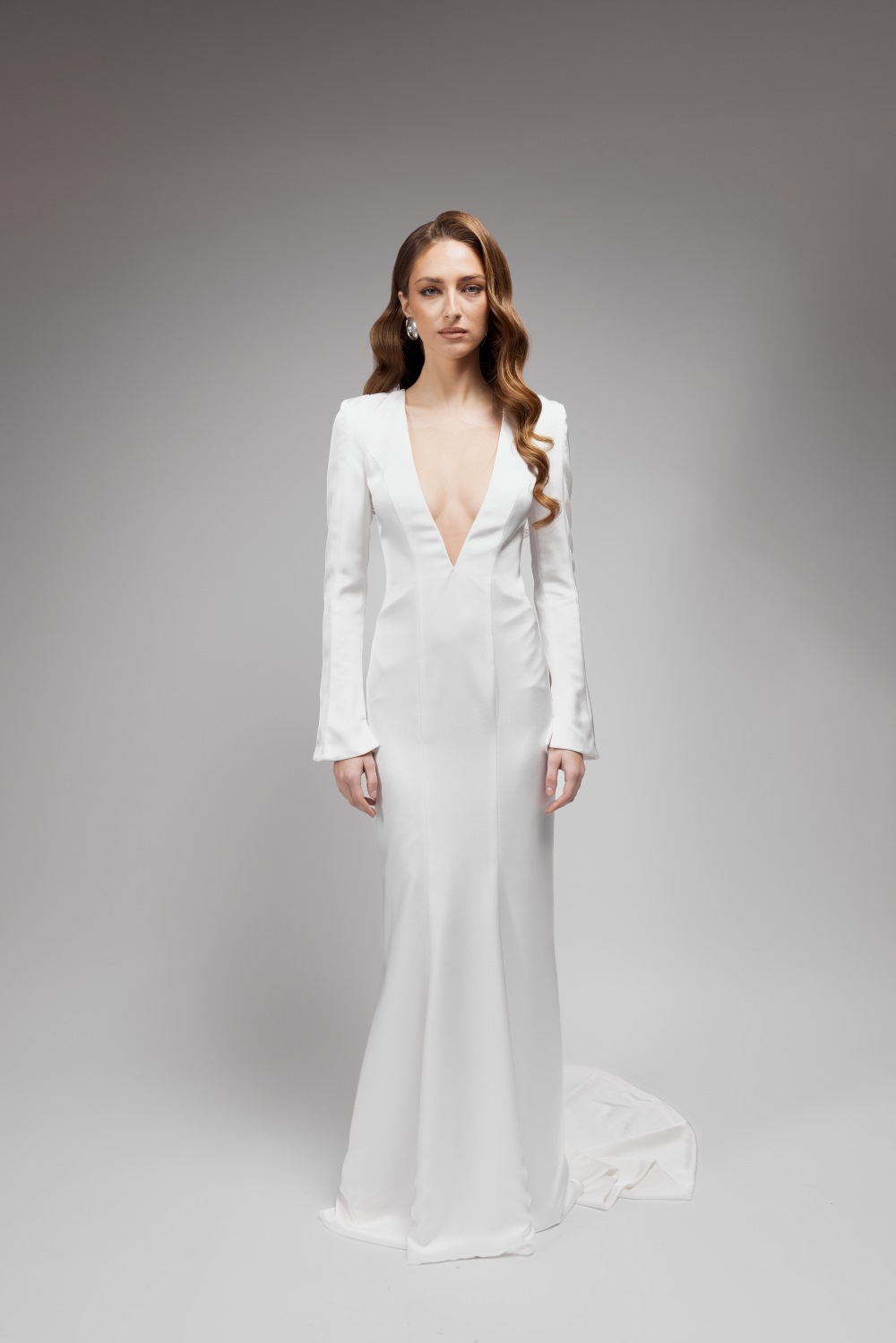 Wedding Dress with Open Back and Long Sleeves 2025