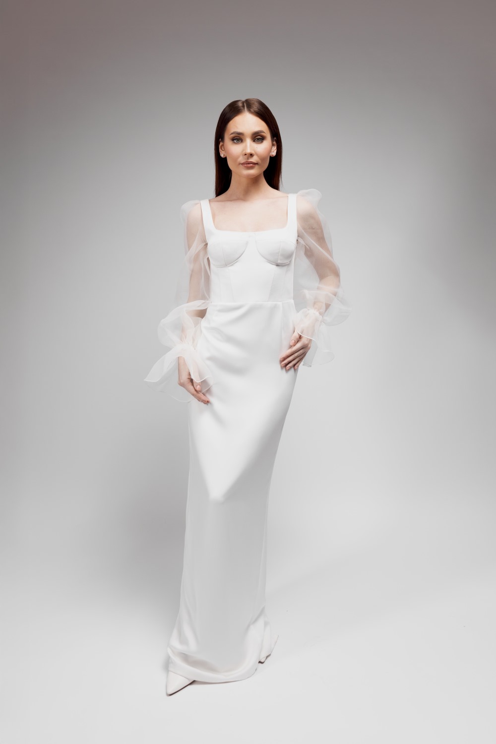 Minimalist Wedding Dress with Corset and Detachable Sleeves 2025