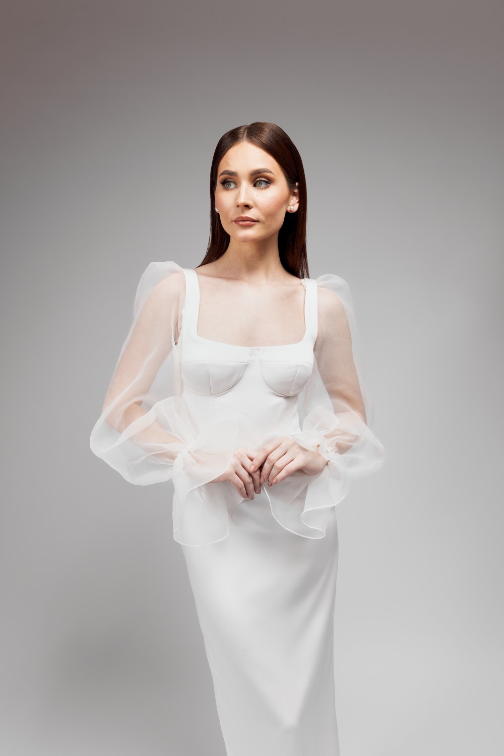 Minimalist Wedding Dress with Corset and Detachable Sleeves 2025